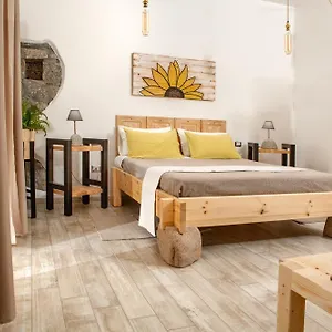  Bed and breakfast Les &